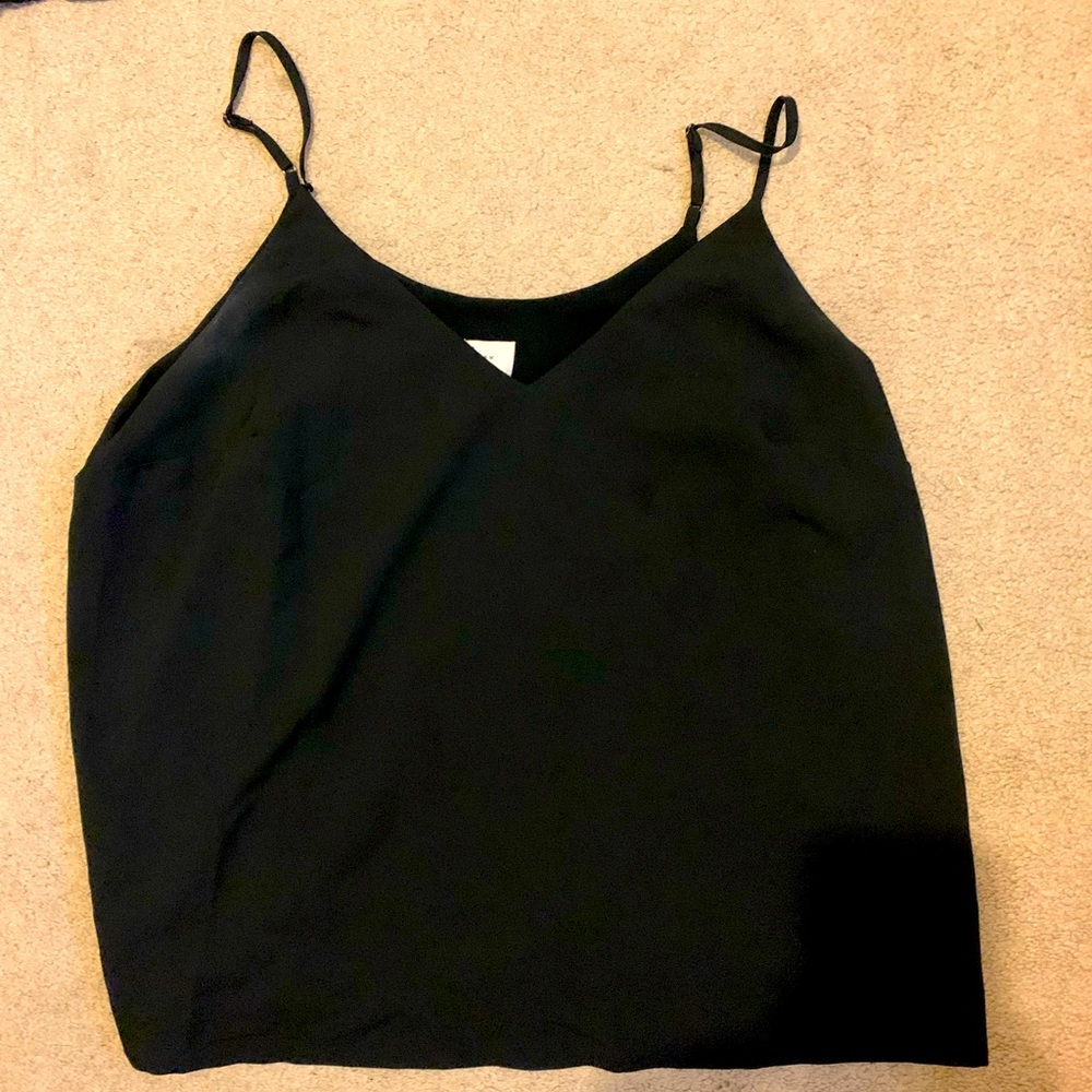 black tank top loose fitting